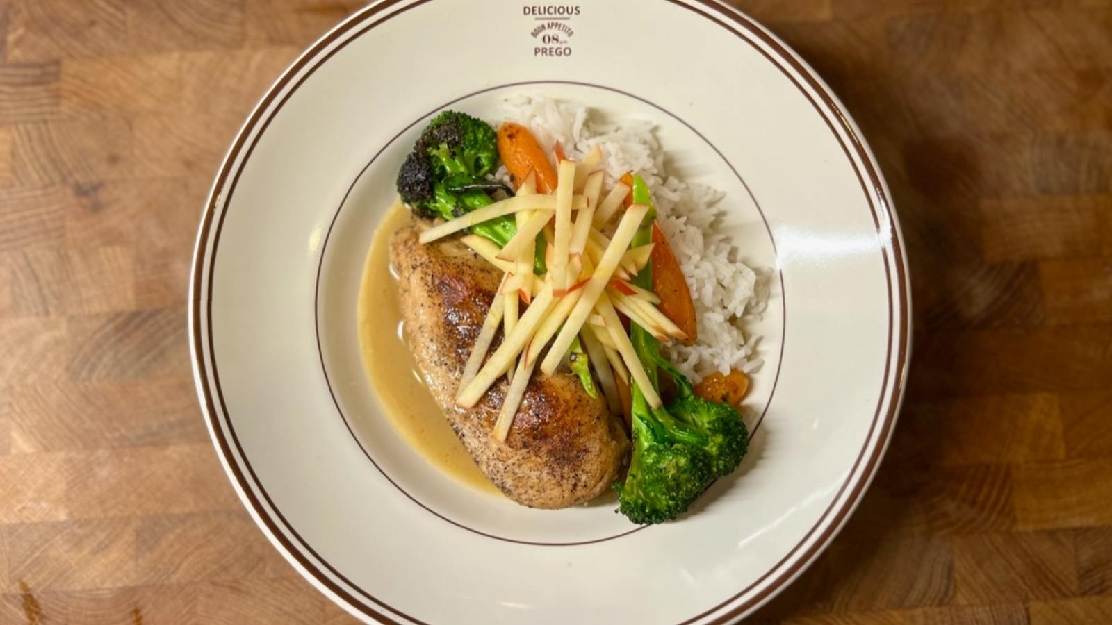Kycklingbröst med grön currysås och ris